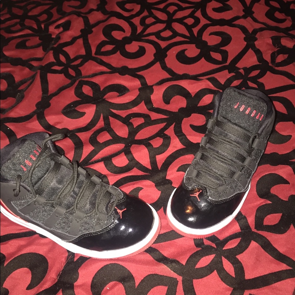 Jordan shoe 13c little boy size